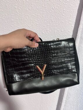 Black Shoulder Bag